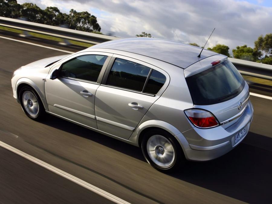  Holden Astra 1.9 CDTi 2006 года  (фото 9 из 36)